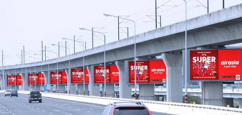 曼谷機(jī)場(chǎng)高速?gòu)V告