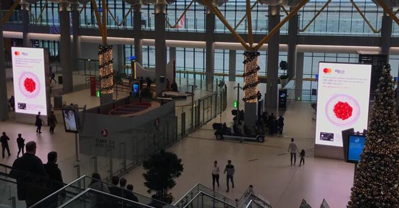 伊斯坦布爾機(jī)場(chǎng)廣告